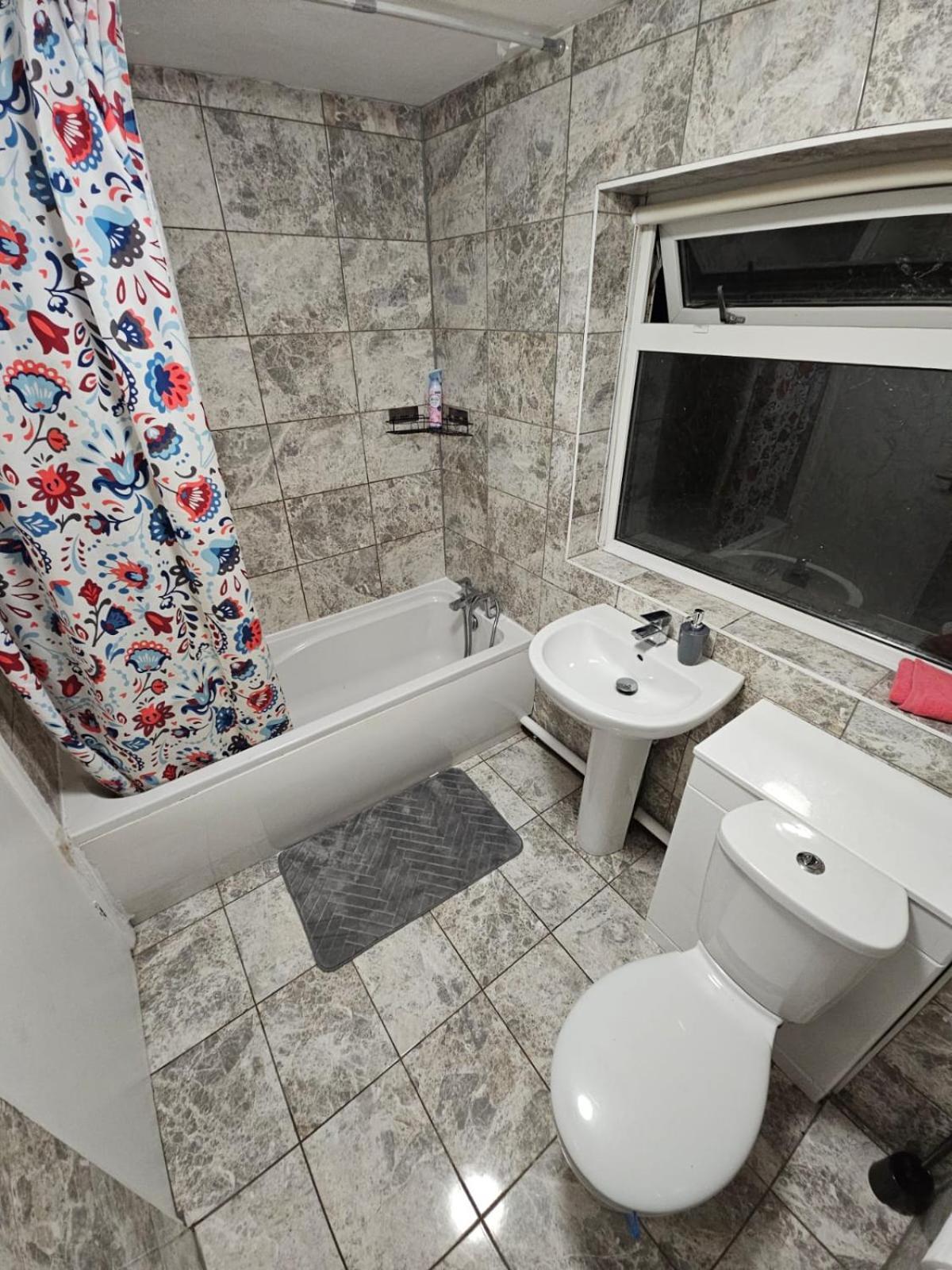 Spacious Single Room Nottingham Bagian luar foto